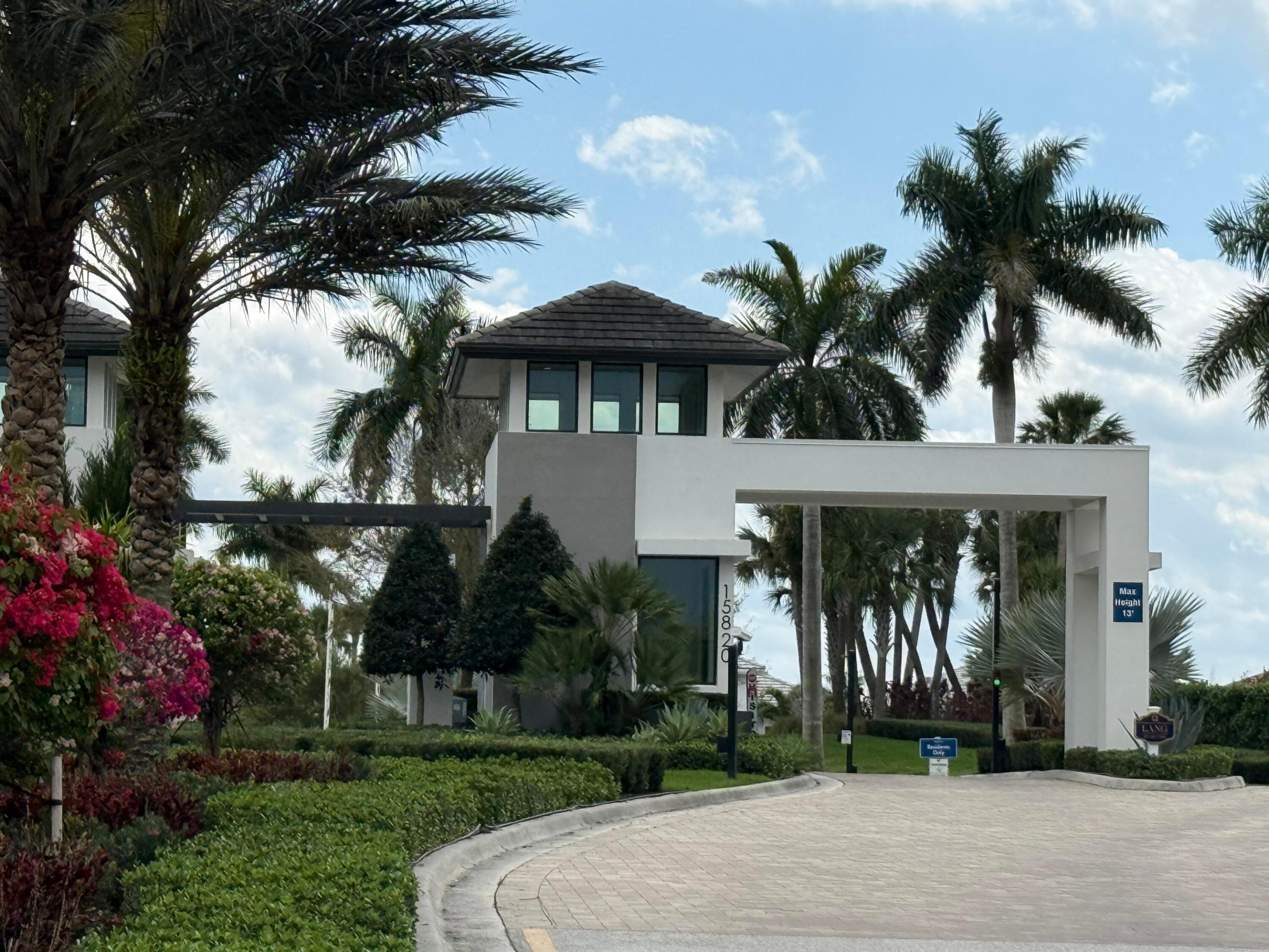 CRESSWIND PALM BEACH - Residential