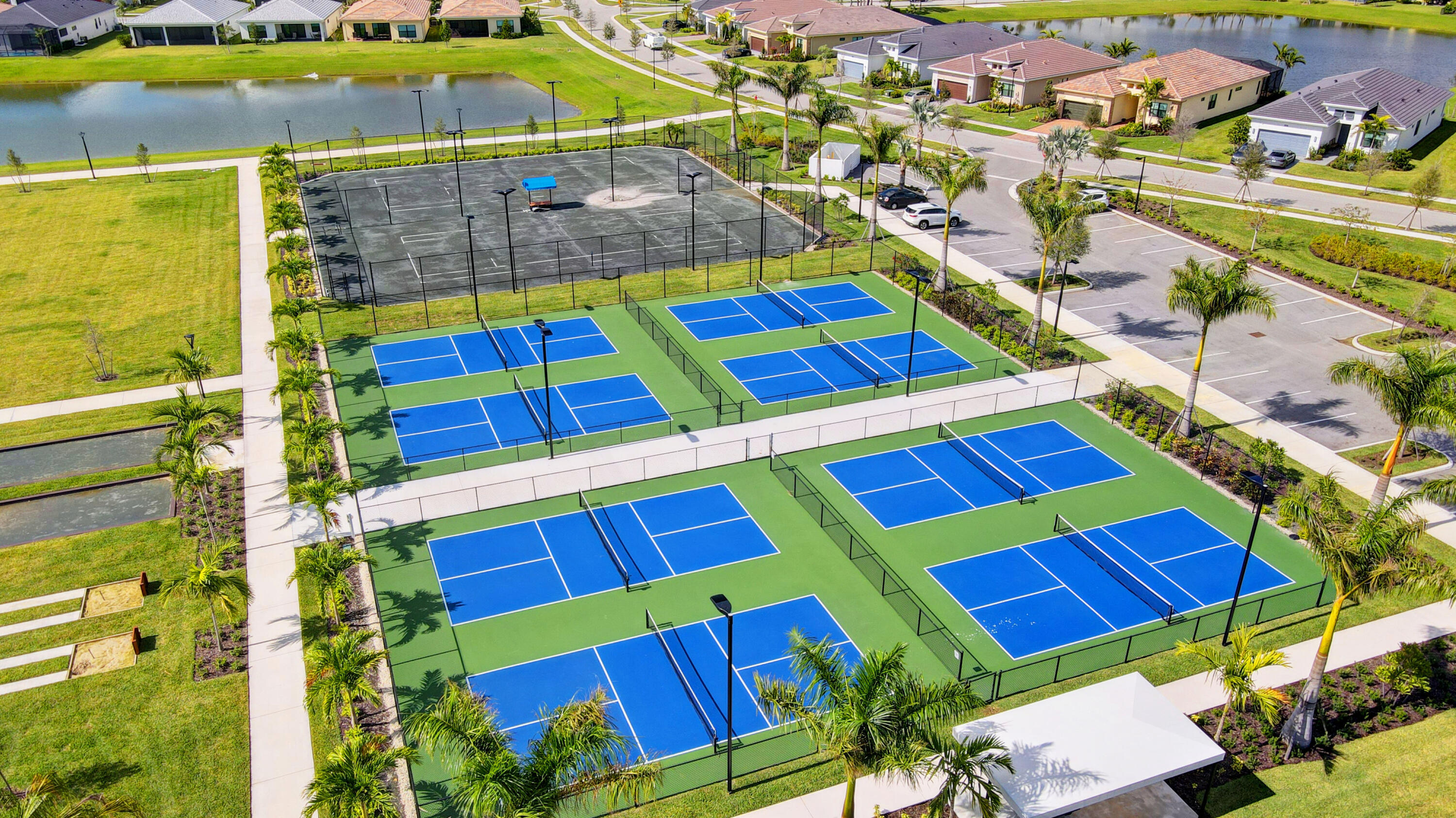 CRESSWIND PALM BEACH - Residential