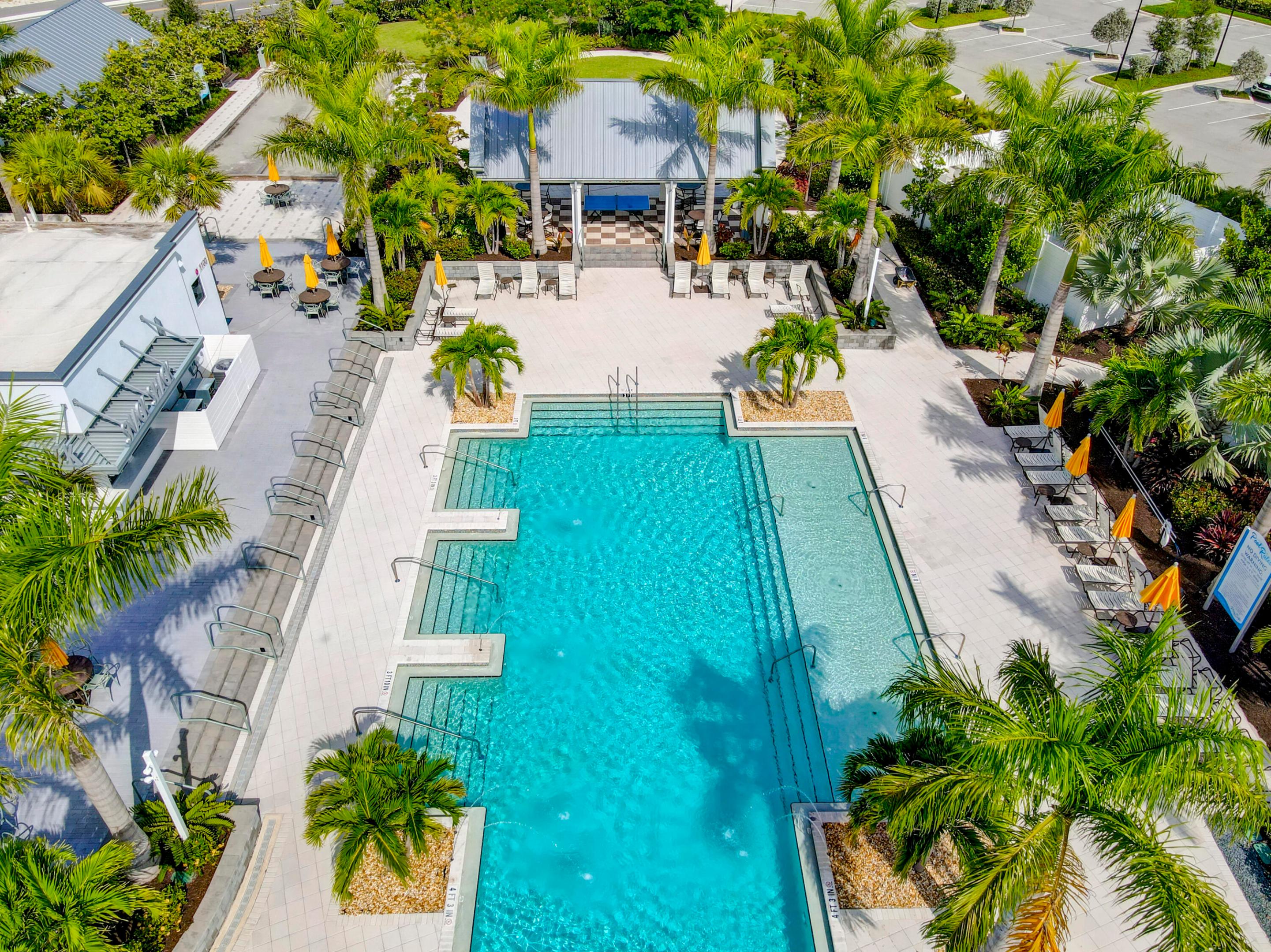 CRESSWIND PALM BEACH - Residential