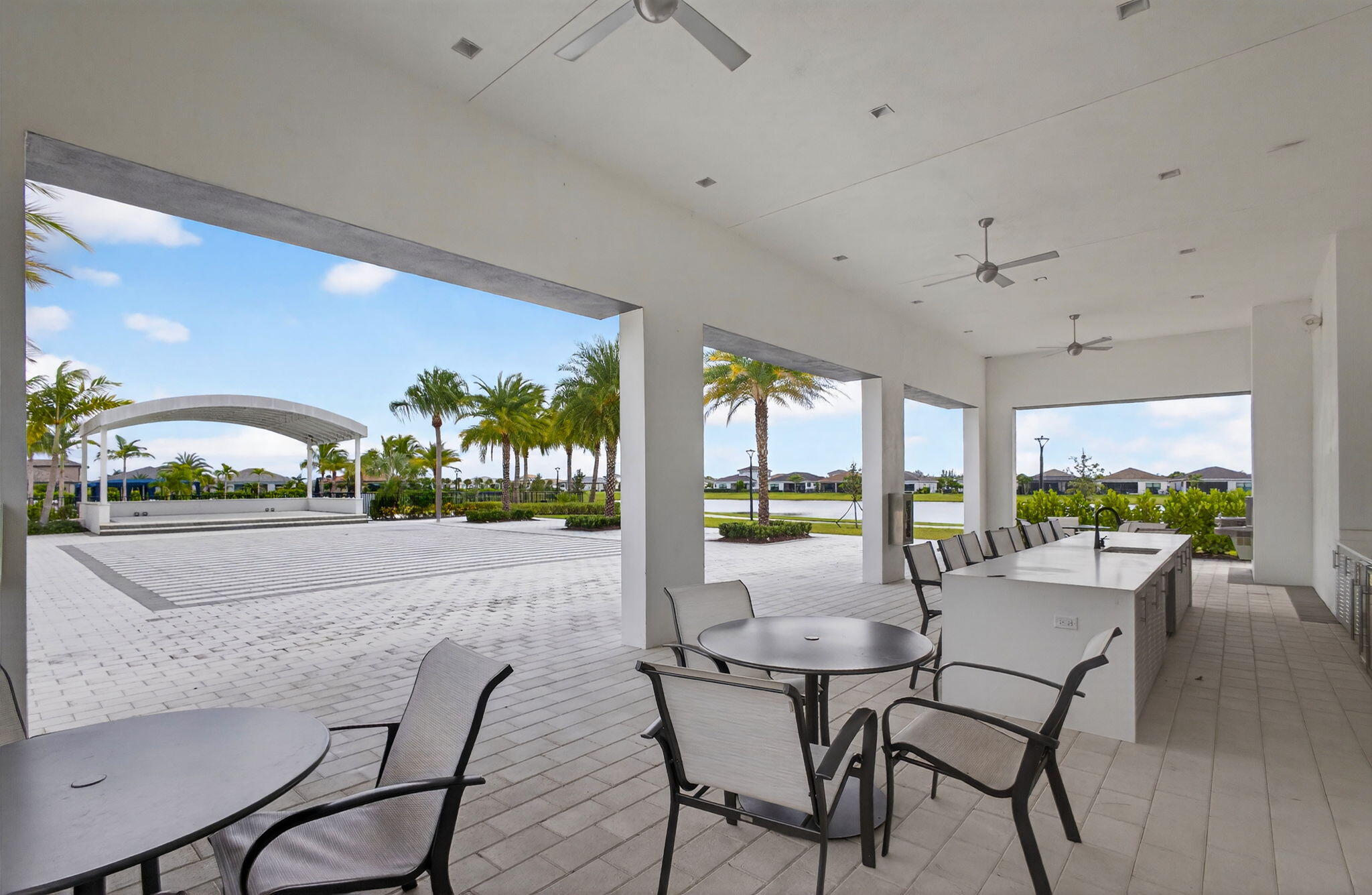 CRESSWIND PALM BEACH - Residential
