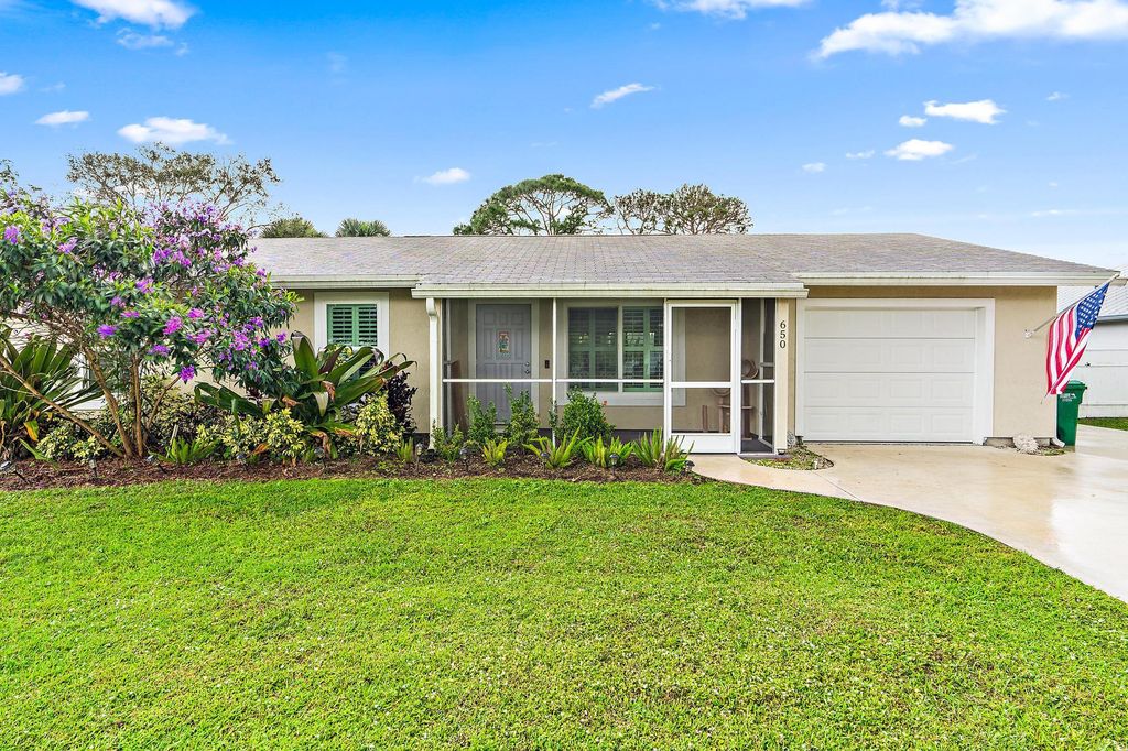 Photo of 650 SE Capon Terrace, Port Saint Lucie, FL 34983 (MLS # R10955617)