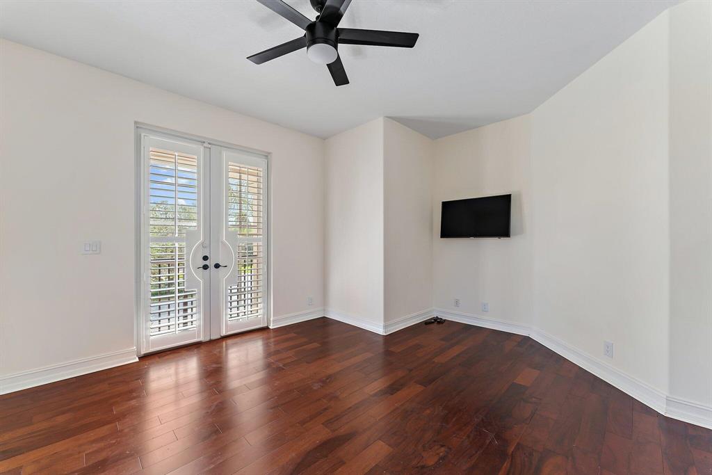 JUPITER COUNTRY CLUB - Residential