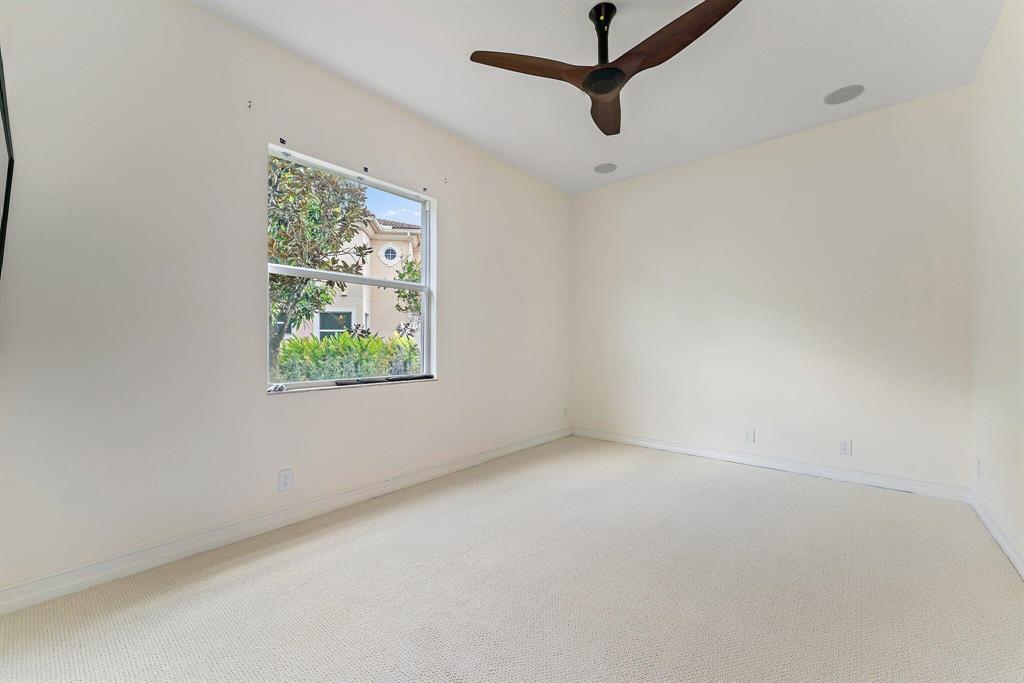 JUPITER COUNTRY CLUB - Residential