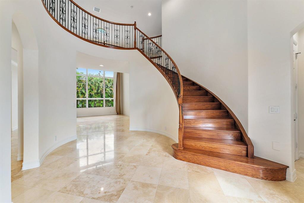 JUPITER COUNTRY CLUB - Residential