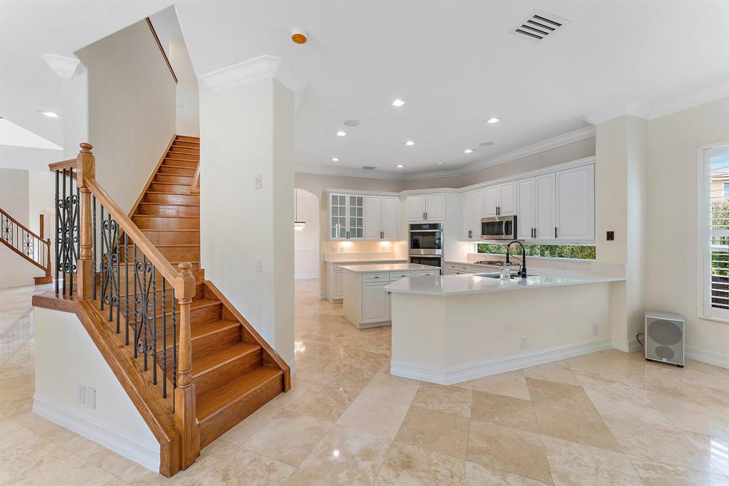 JUPITER COUNTRY CLUB - Residential