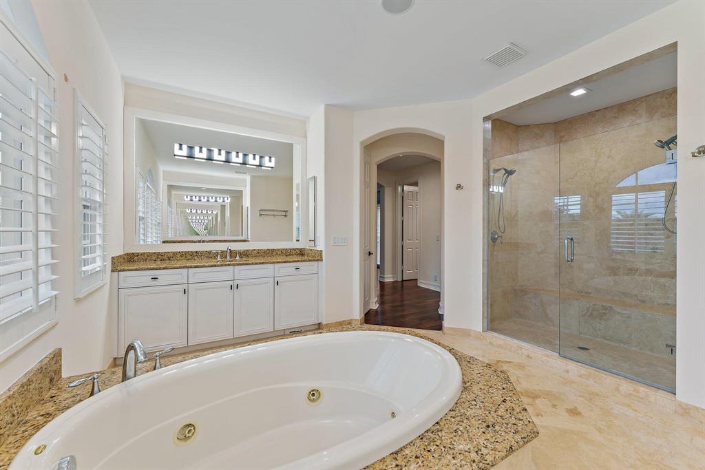 JUPITER COUNTRY CLUB - Residential