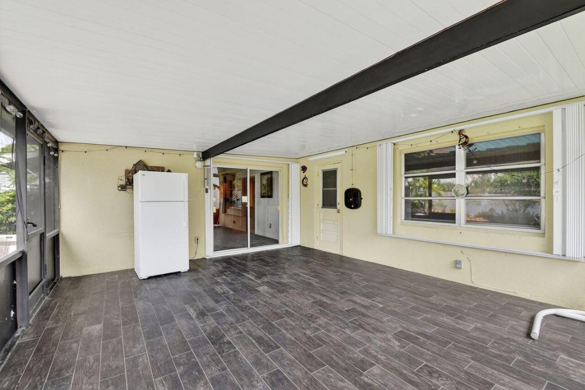 PALM SPRINGS VILLAGE 1 - Residential