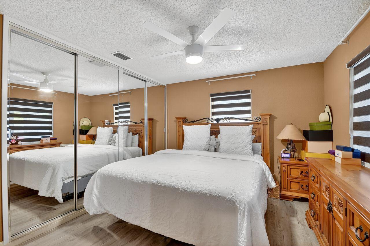 PALM SPRINGS VILLAGE 1 - Residential