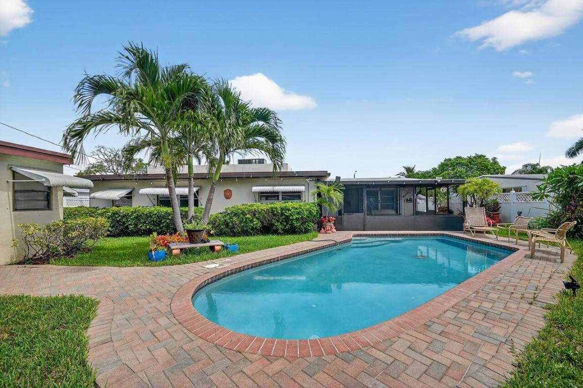 PALM SPRINGS VILLAGE 1 - Residential