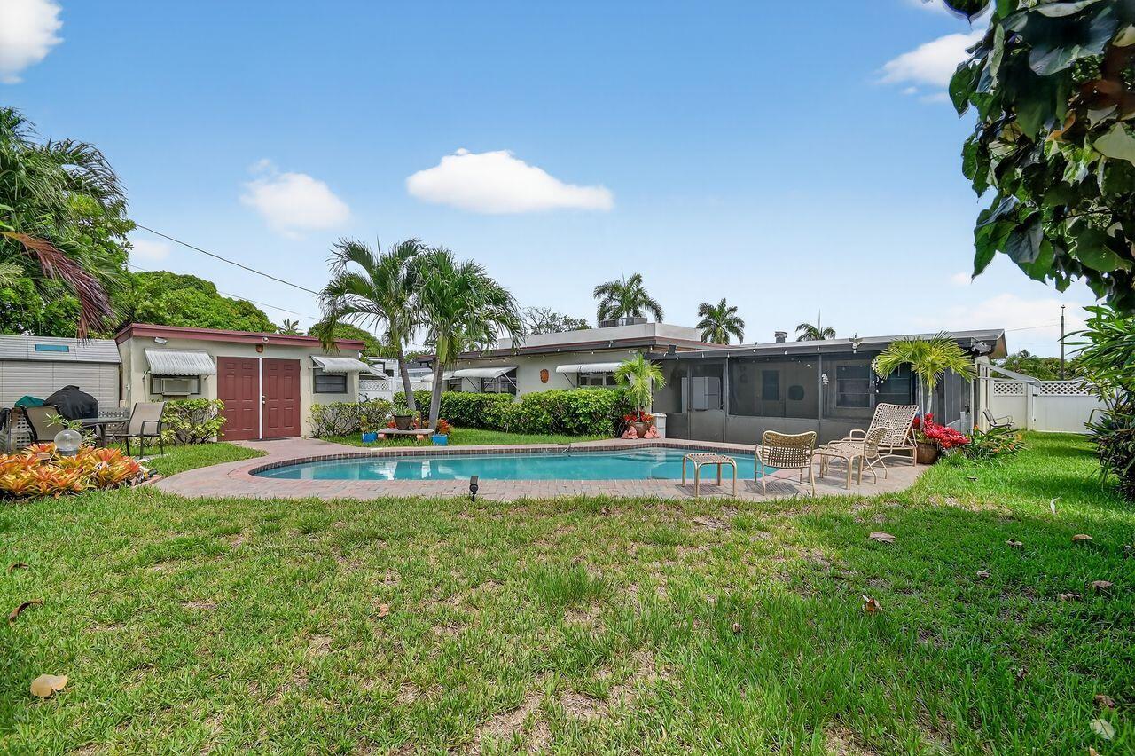 PALM SPRINGS VILLAGE 1 - Residential