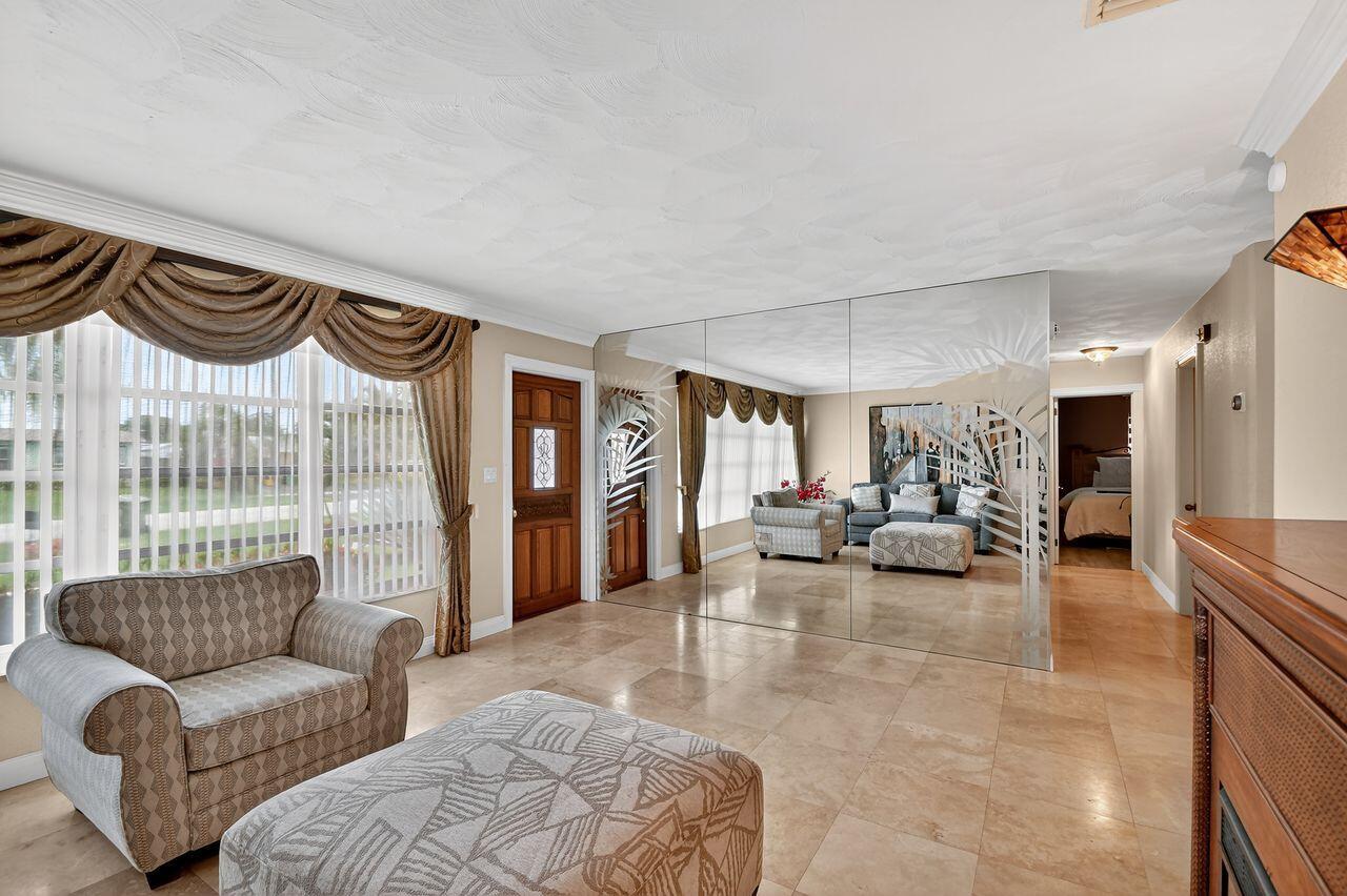 PALM SPRINGS VILLAGE 1 - Residential