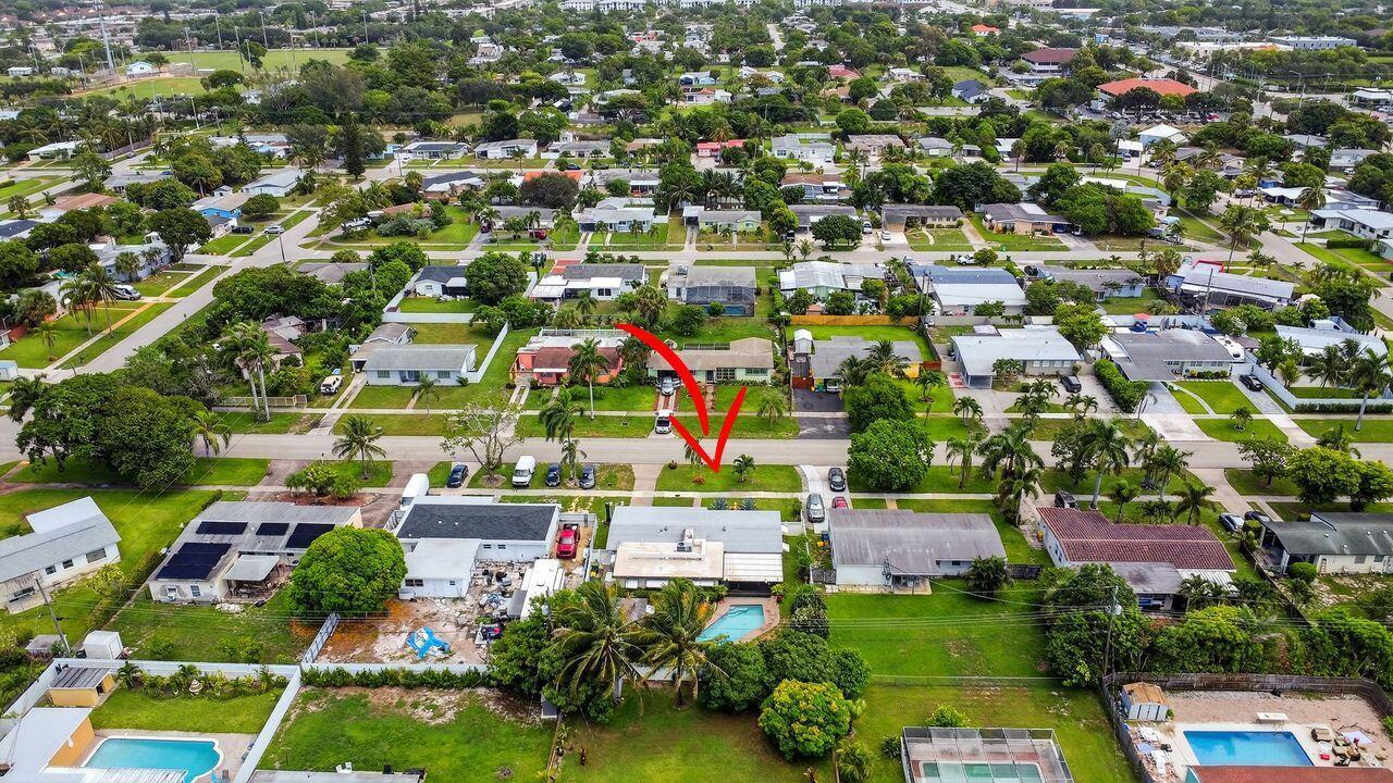 PALM SPRINGS VILLAGE 1 - Residential