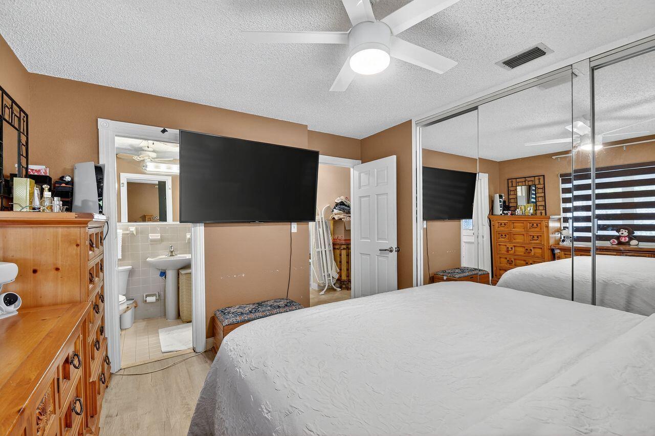 PALM SPRINGS VILLAGE 1 - Residential