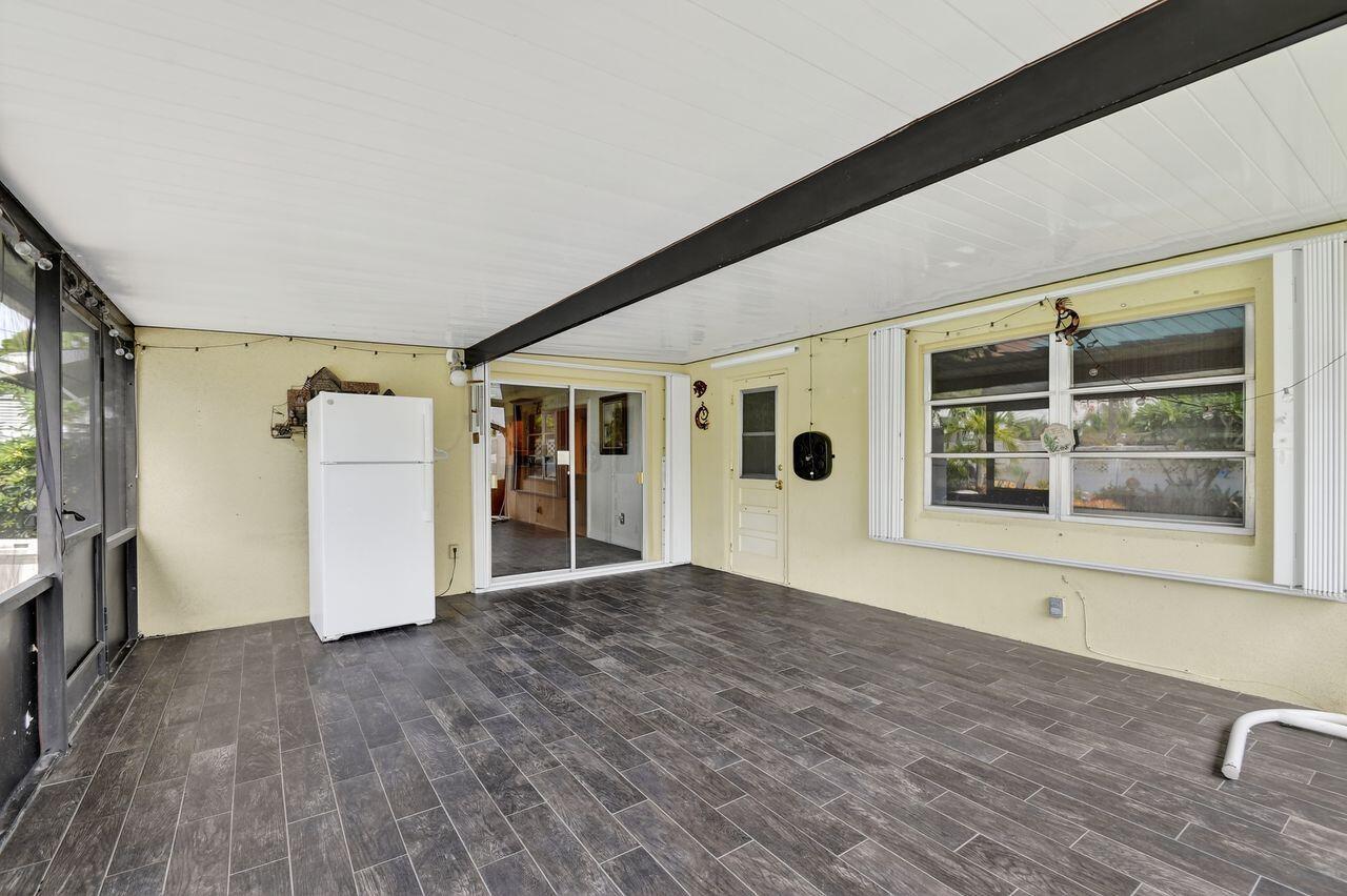 PALM SPRINGS VILLAGE 1 - Residential