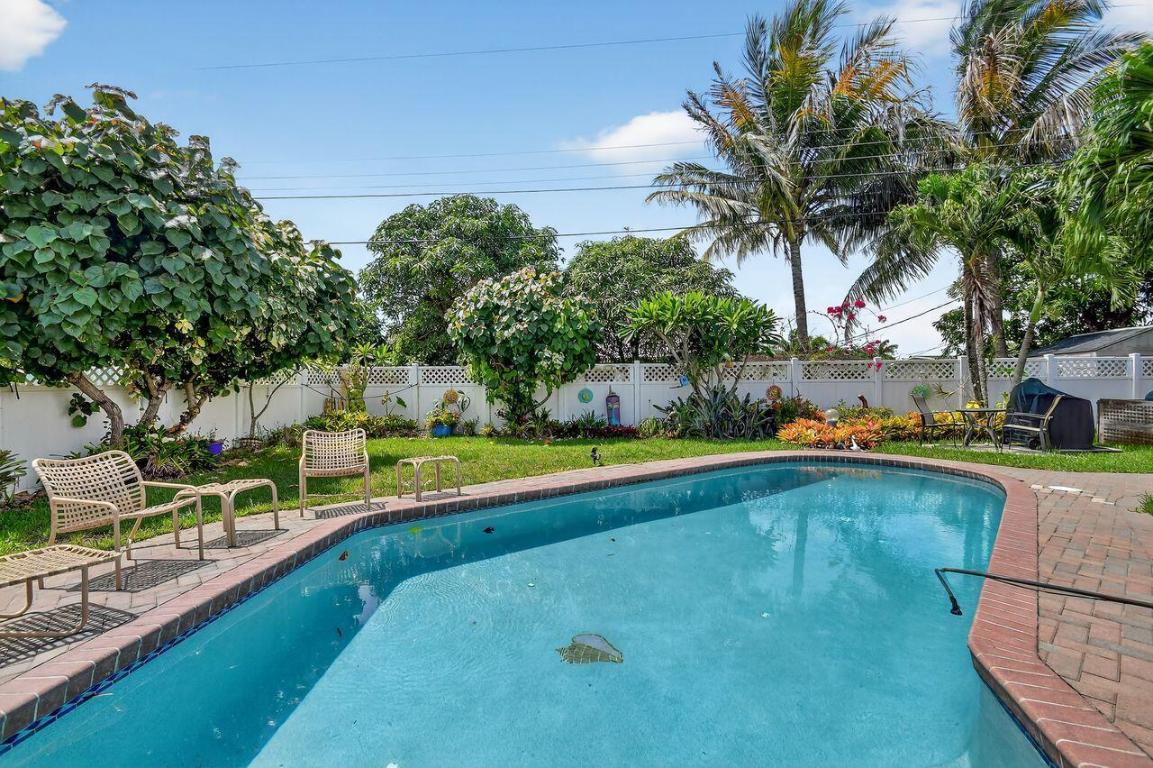 PALM SPRINGS VILLAGE 1 - Residential