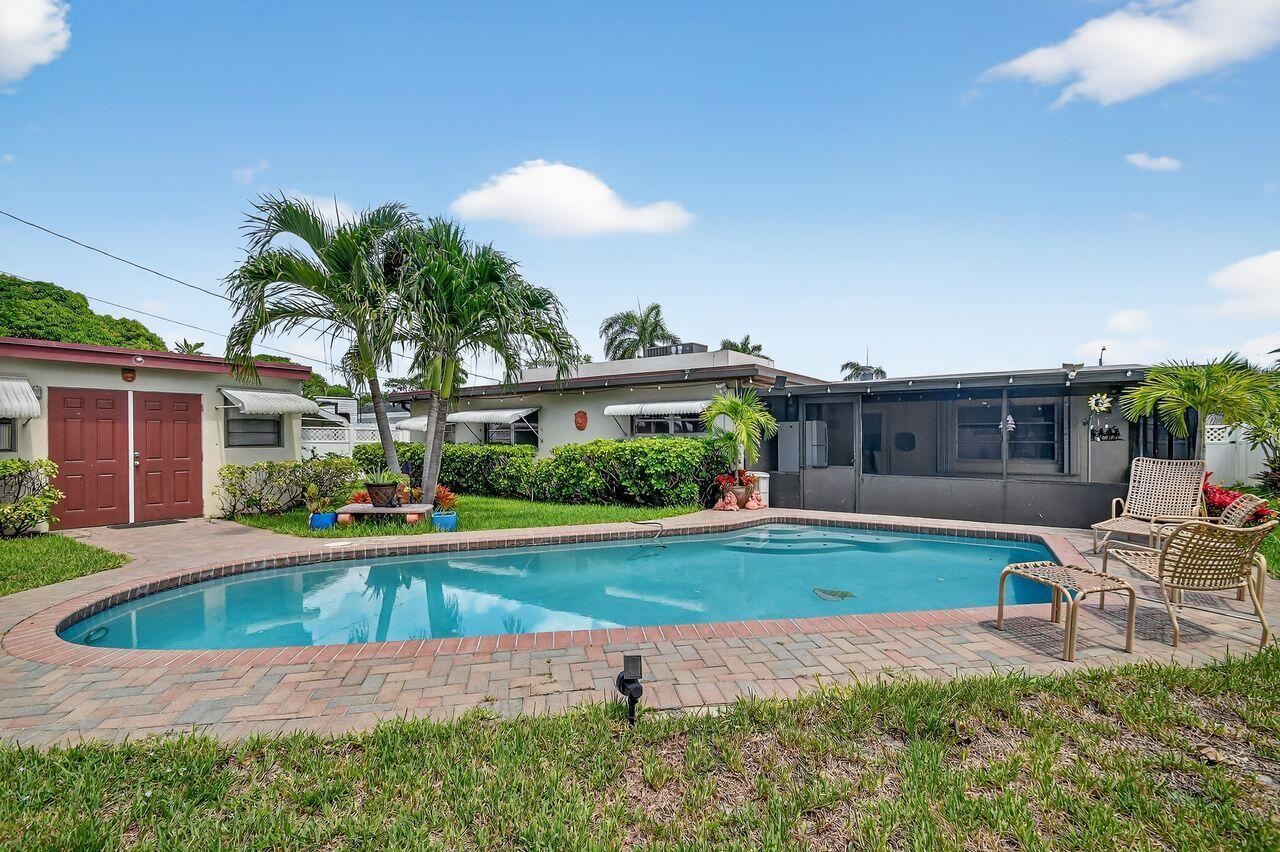 PALM SPRINGS VILLAGE 1 - Residential