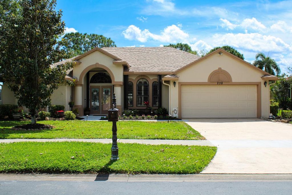 Photo of 238 SW Fernleaf Trail, Port Saint Lucie, FL 34953 (MLS # R10978400)