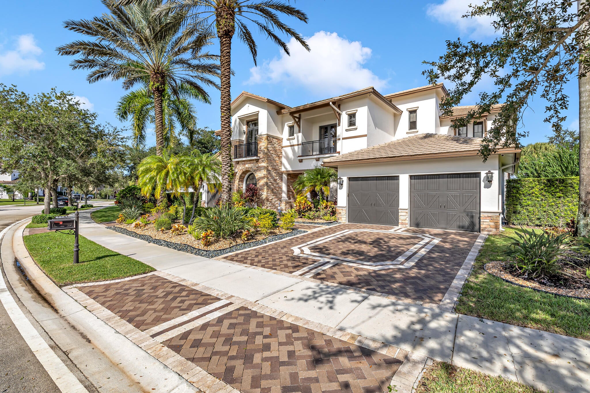 6863 LOST GARDEN Terrace