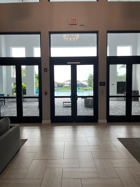 CRESTWOOD NORTH REPLAT TW - Residential Lease