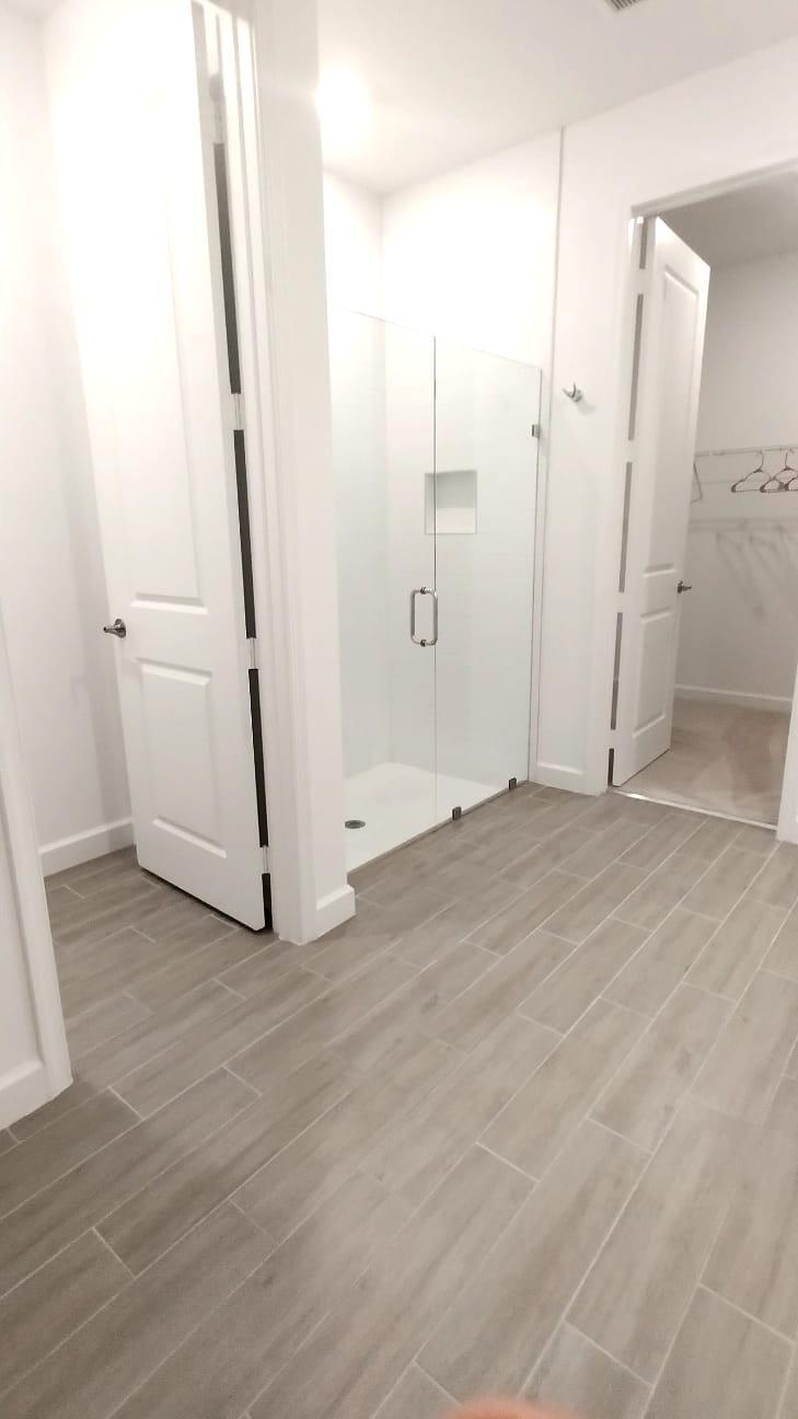 CRESTWOOD NORTH REPLAT TW - Residential Lease
