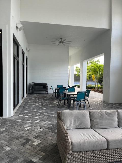 CRESTWOOD NORTH REPLAT TW - Residential Lease