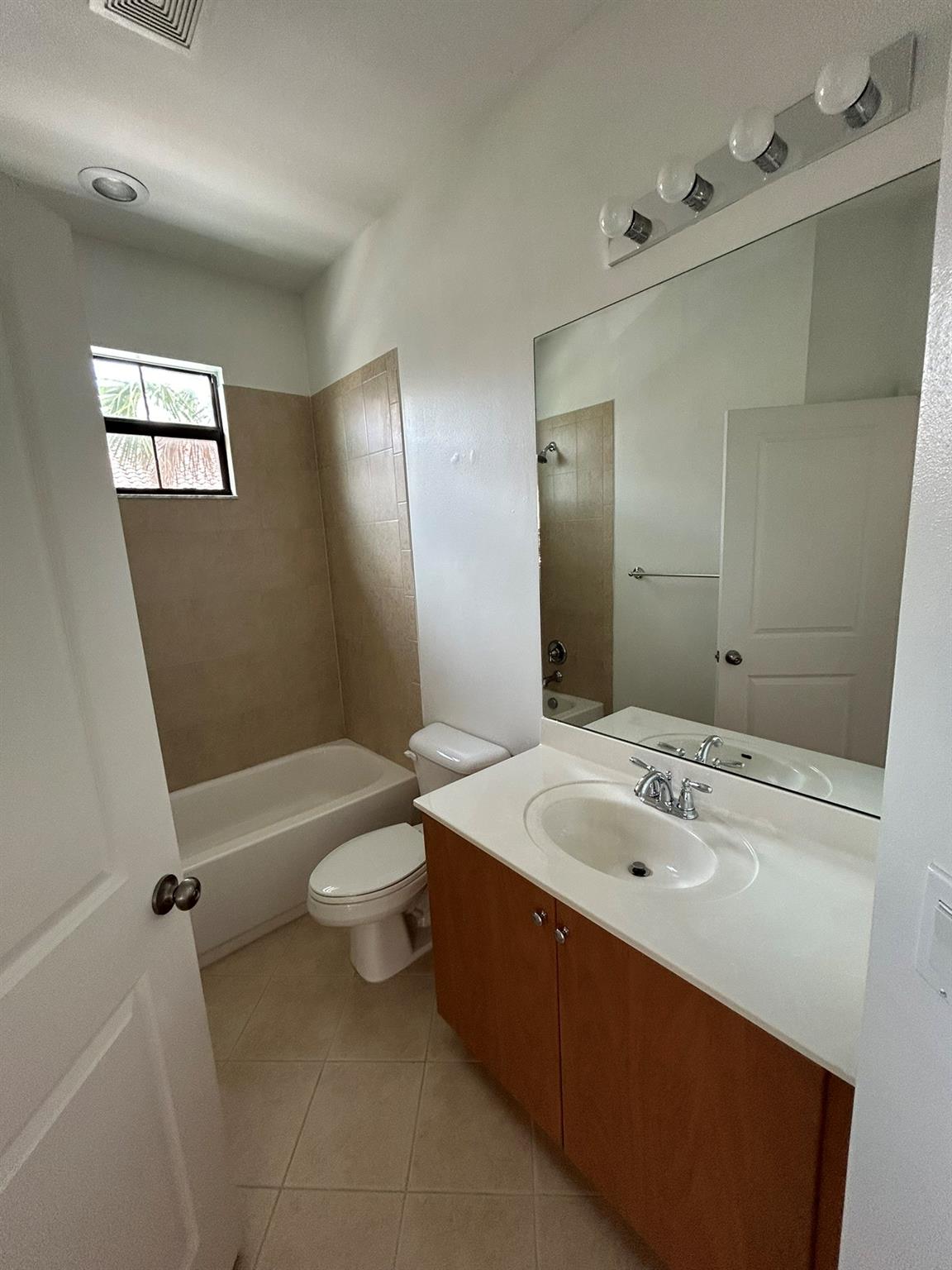 Artesia - Residential Lease
