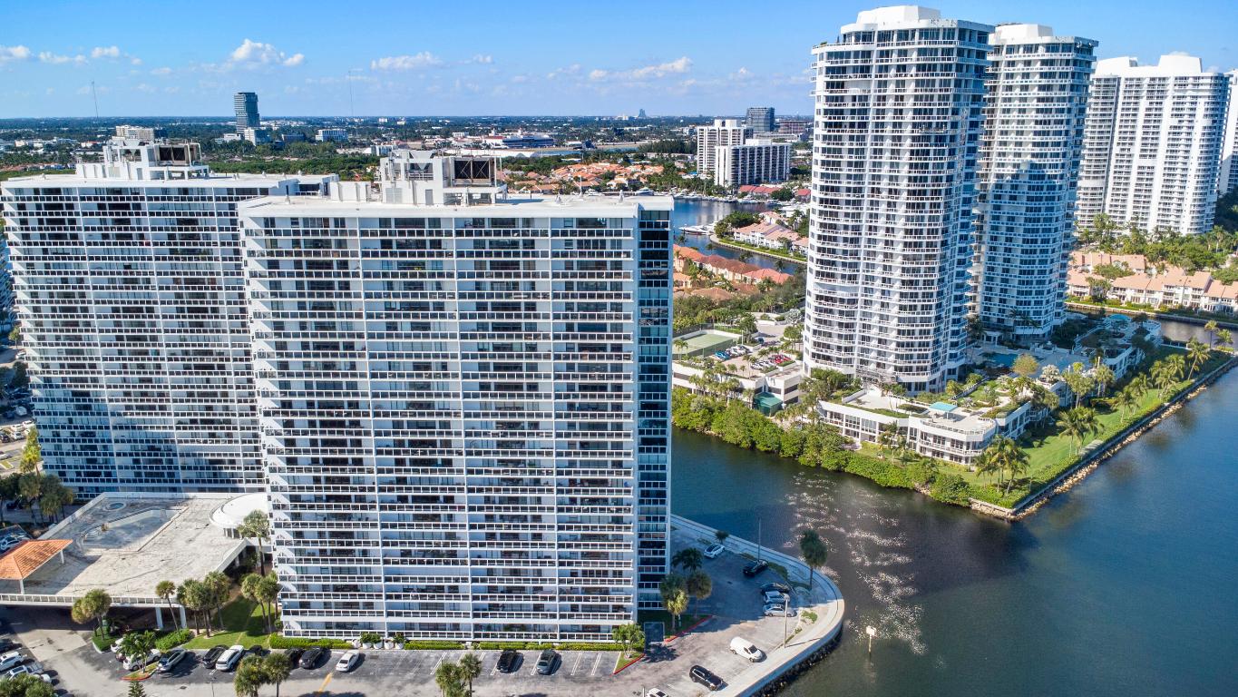 WATERVIEW CONDO - Residential