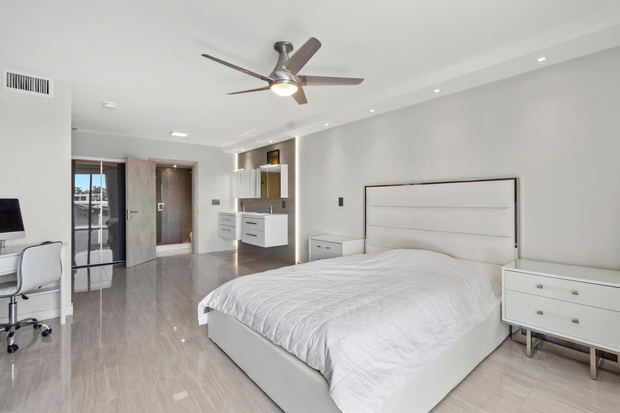 WATERVIEW CONDO - Residential