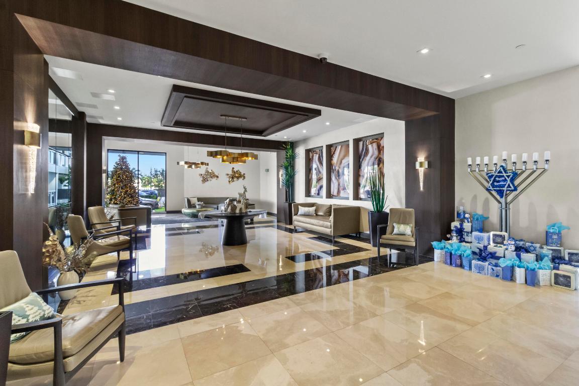 WATERVIEW CONDO - Residential