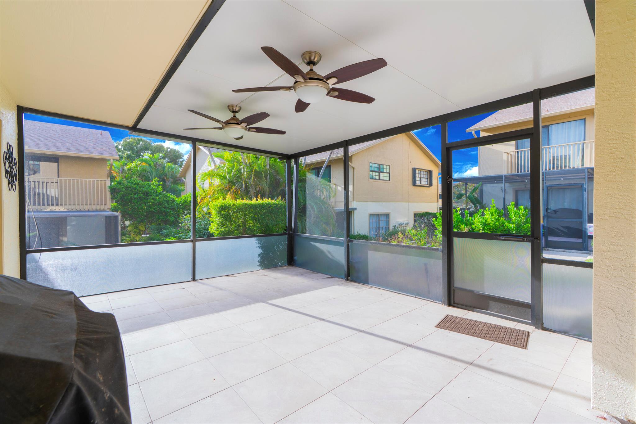 JAMESTOWN AT HERITAGE RID - Residential