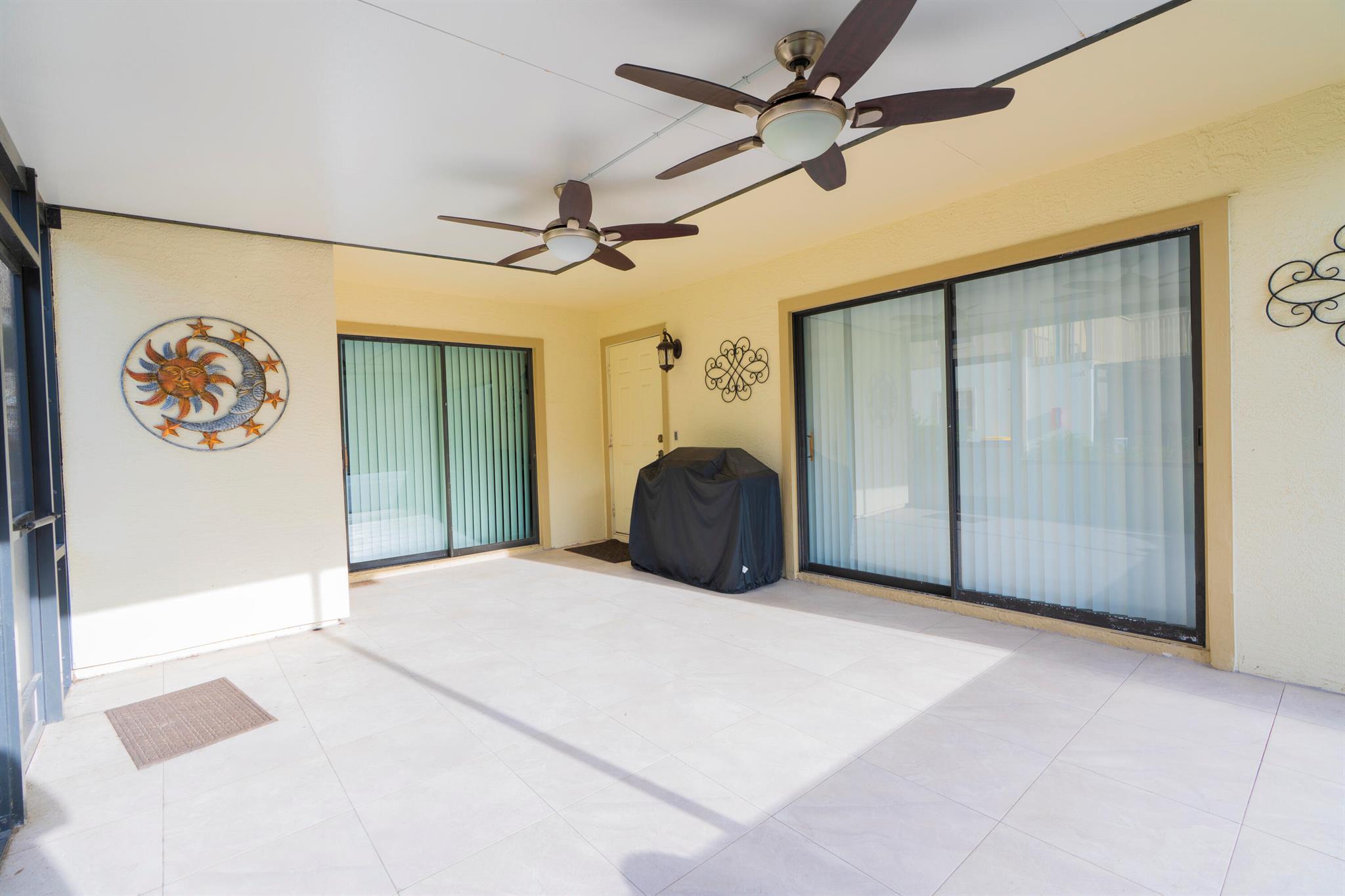 JAMESTOWN AT HERITAGE RID - Residential