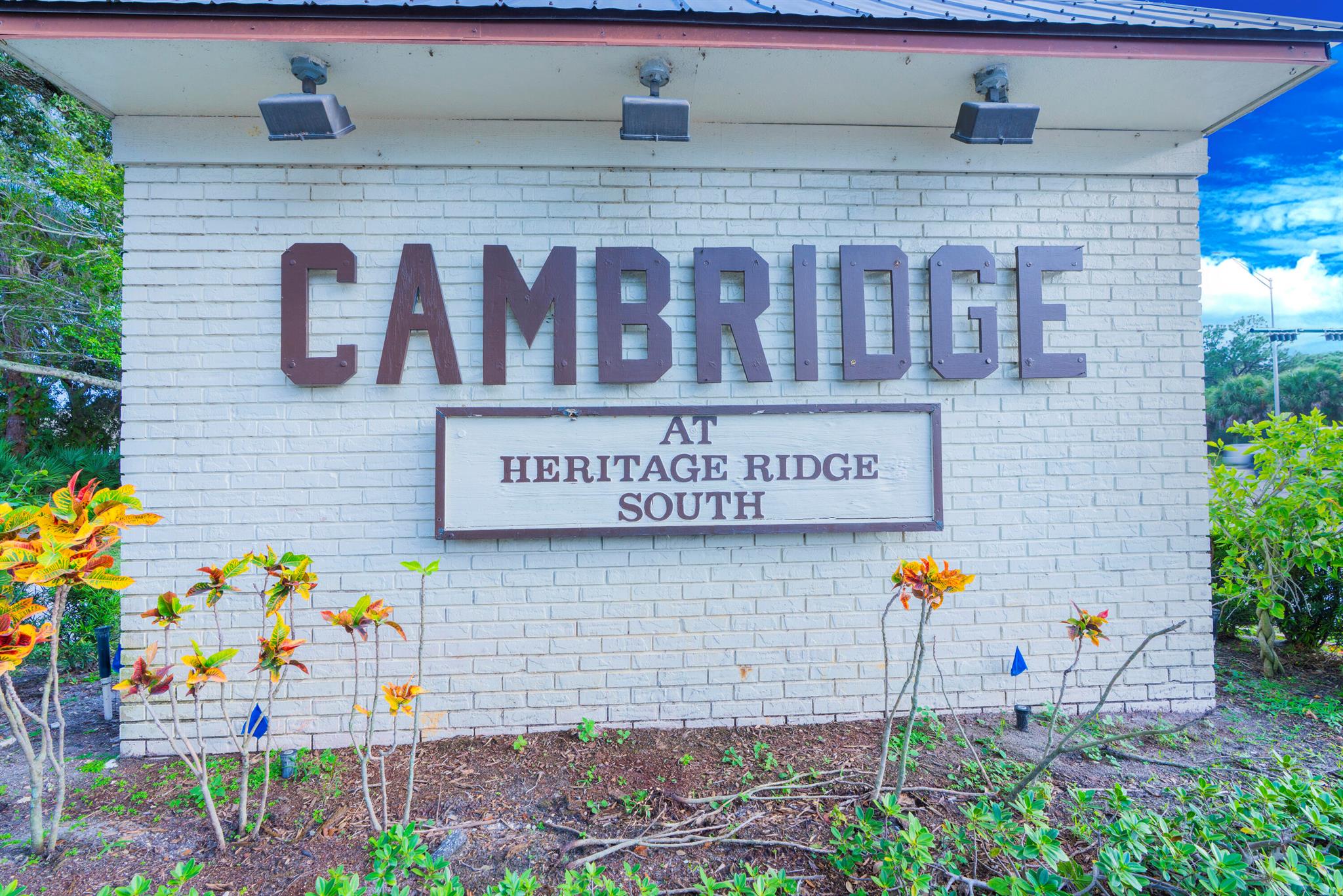 JAMESTOWN AT HERITAGE RID - Residential