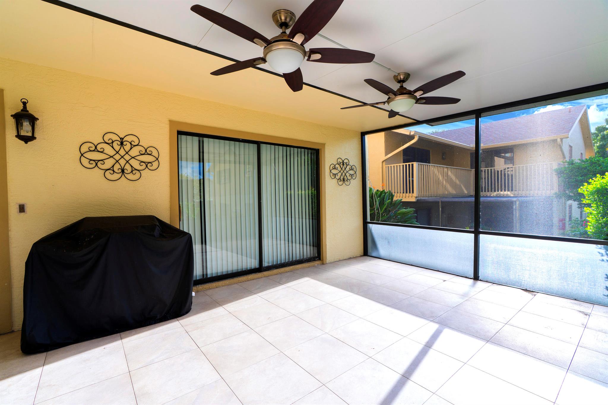 JAMESTOWN AT HERITAGE RID - Residential