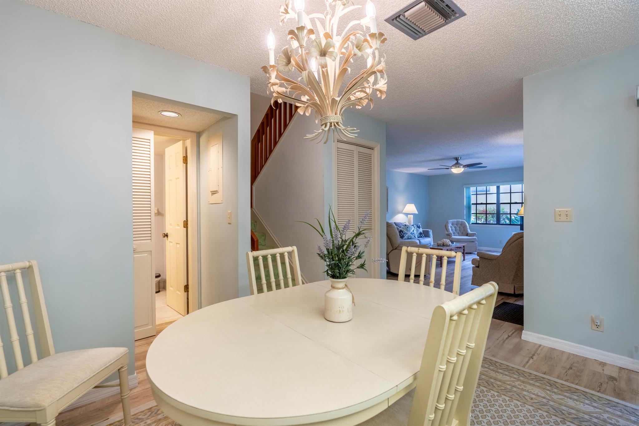 JAMESTOWN AT HERITAGE RID - Residential