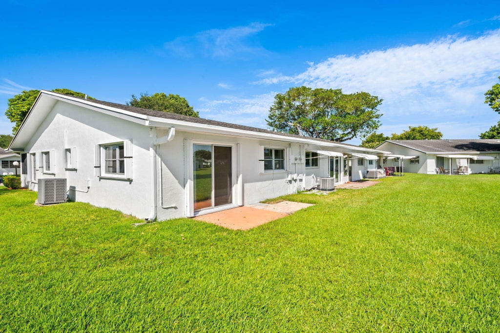 Photo of 8711 NW 10TH Street #D101, Plantation, FL 33322 (MLS # B26069997)