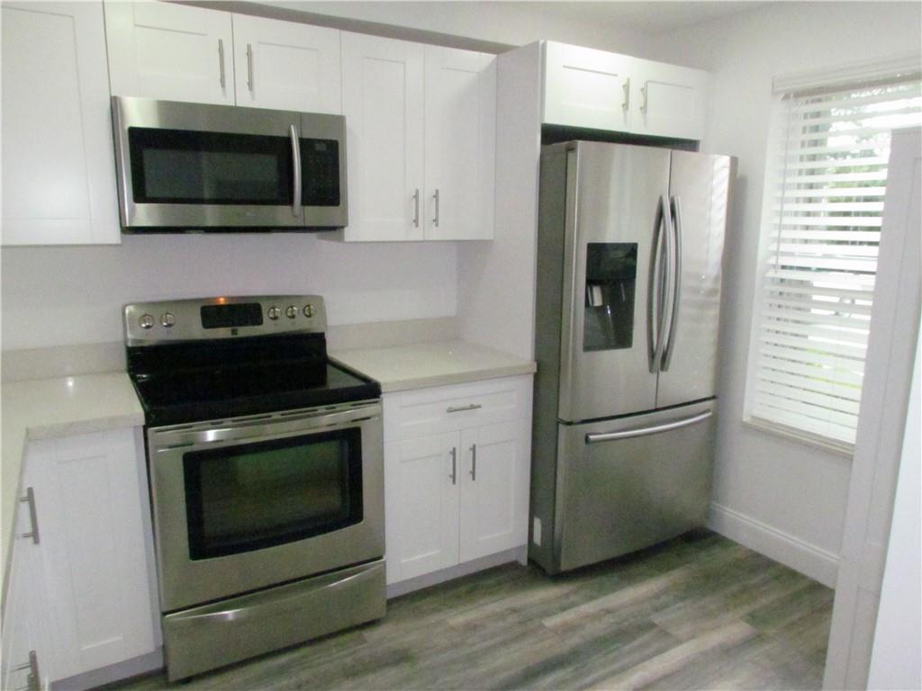 EASTPOINTE BRIARWOOD - Residential