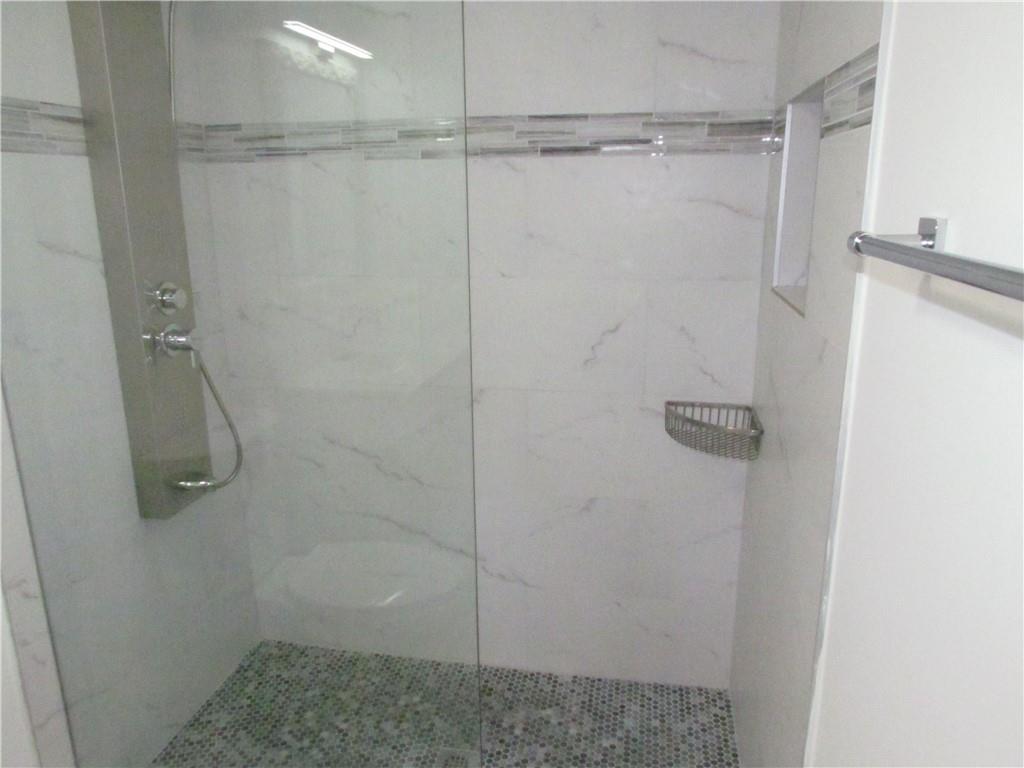 EASTPOINTE BRIARWOOD - Residential