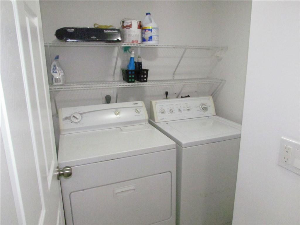 EASTPOINTE BRIARWOOD - Residential