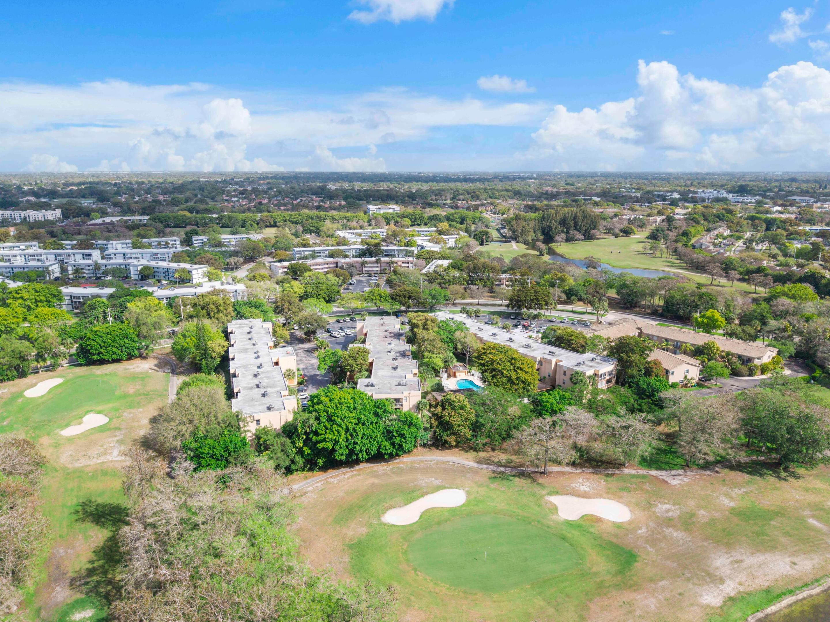 ROKEST CONDOMINIUM APARTMENTS - Residential