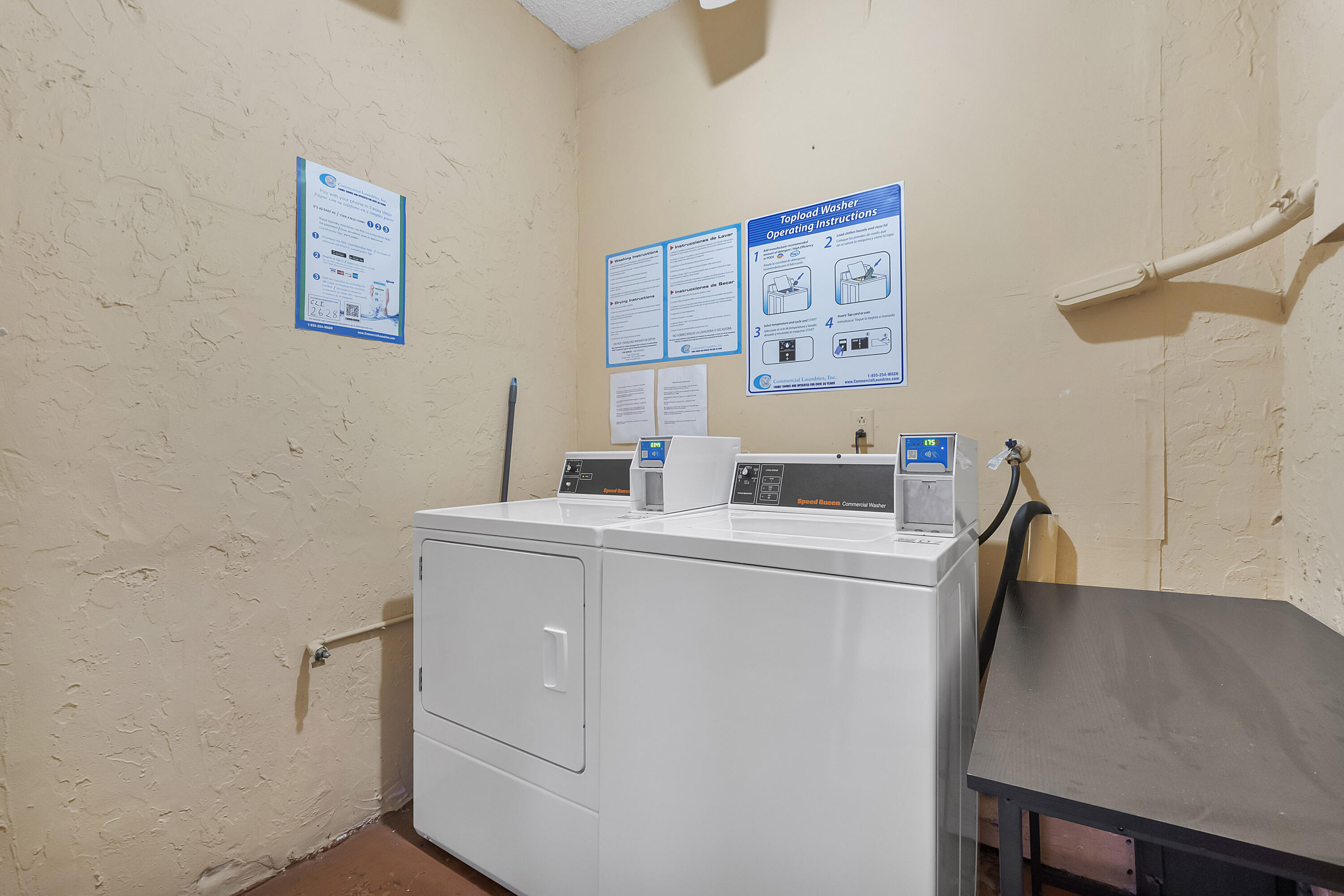 ROKEST CONDOMINIUM APARTMENTS - Residential