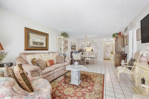 8390 Lagos De Campo Boulevard Tamarac FL 33321