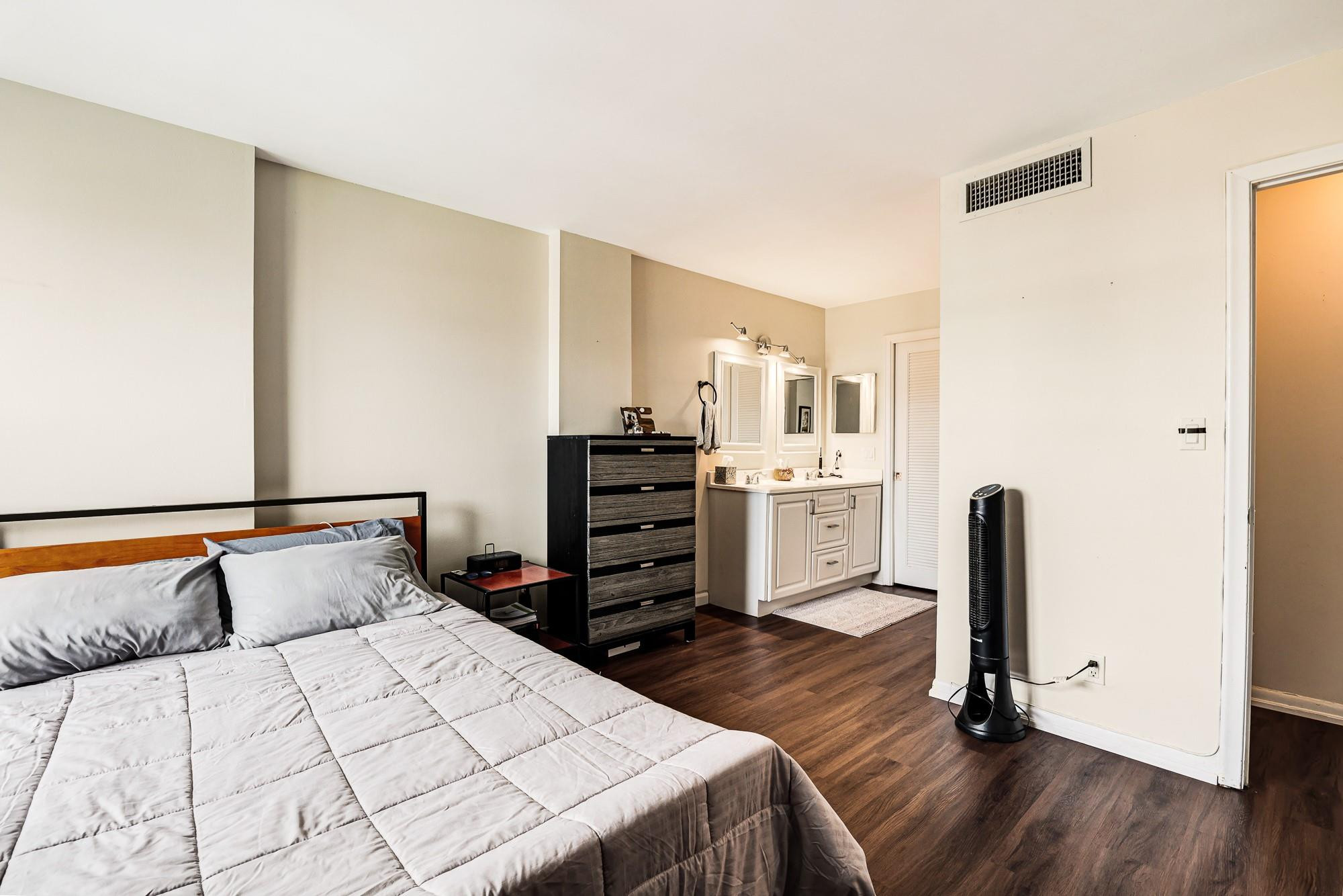 Boca Bayou Condominium - Residential