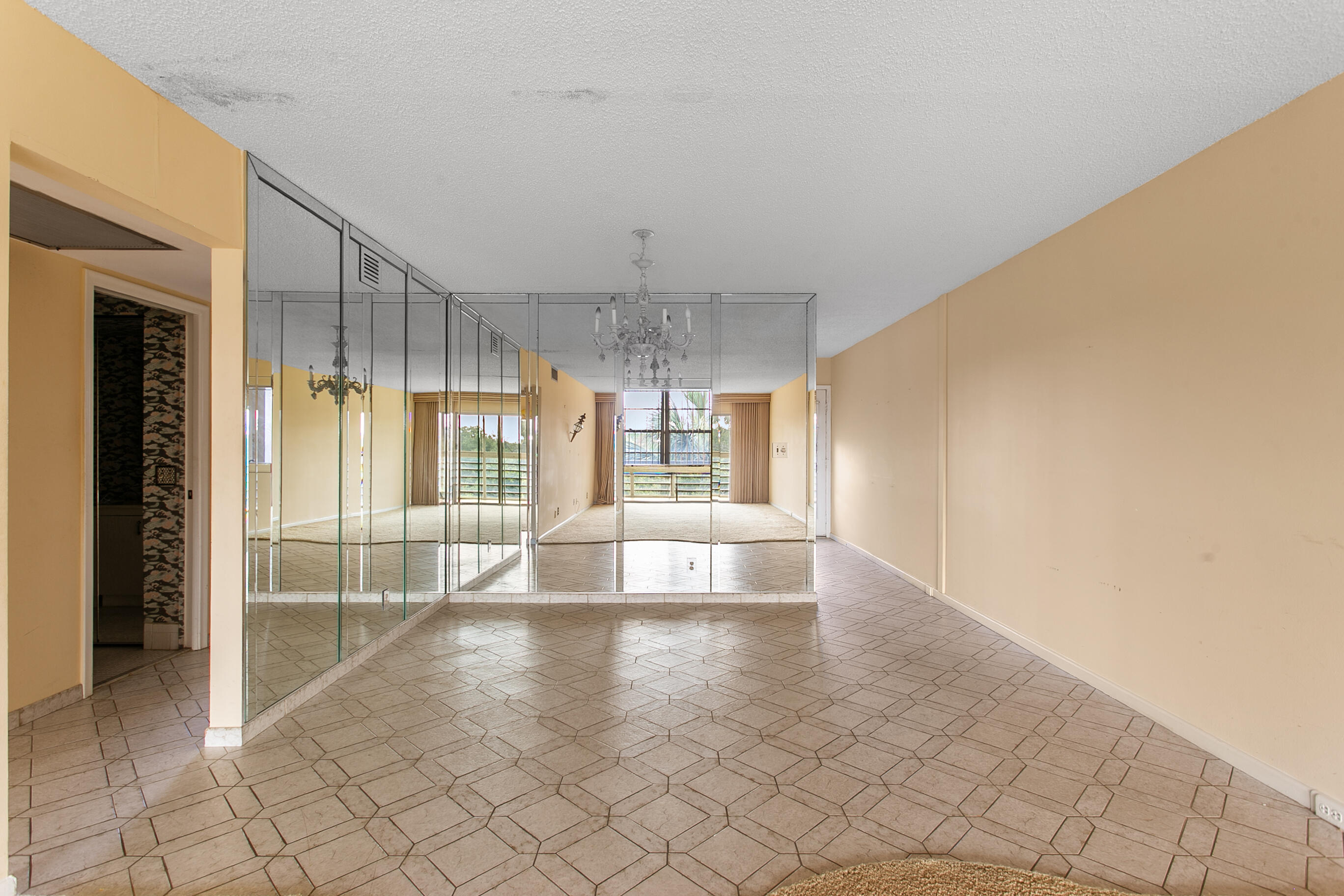 2502 Antigua Terrace F4