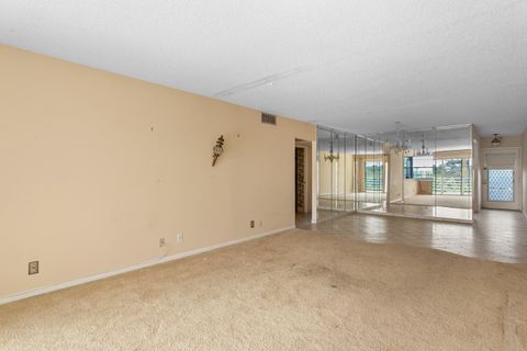 Tiny photo for 2502 Antigua Terrace #F4, Coconut Creek, FL 33066 (MLS # B26029538)