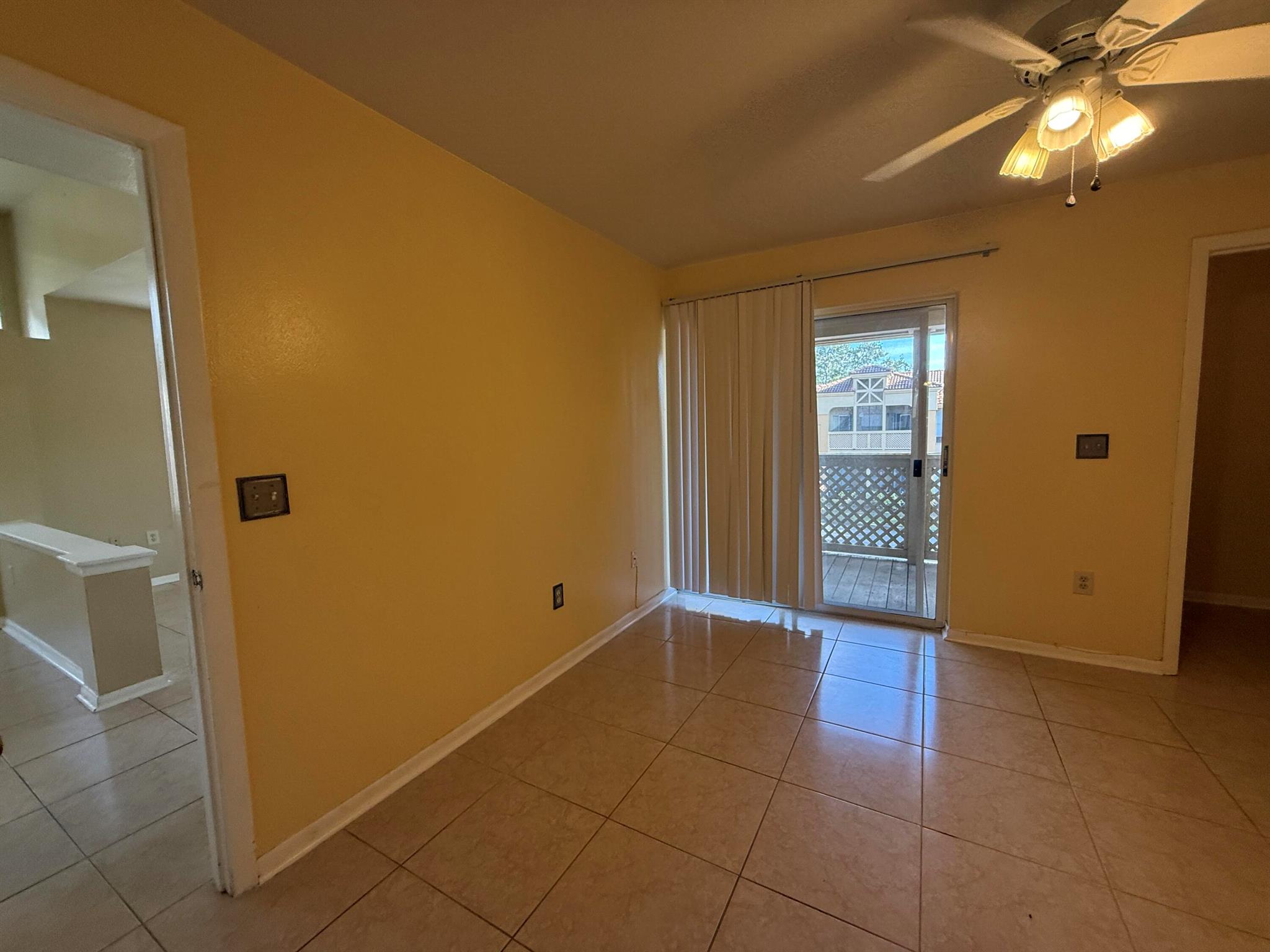 PALM LAKE CONDO - Residential Lease