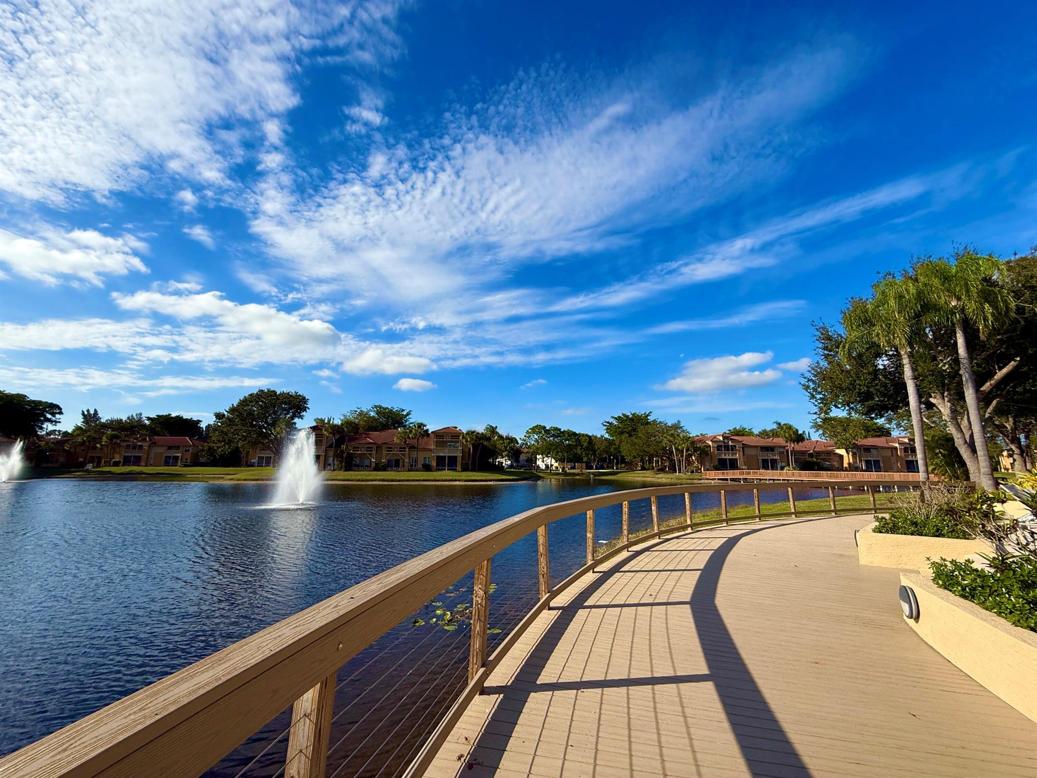 PALM LAKE CONDO - Residential Lease