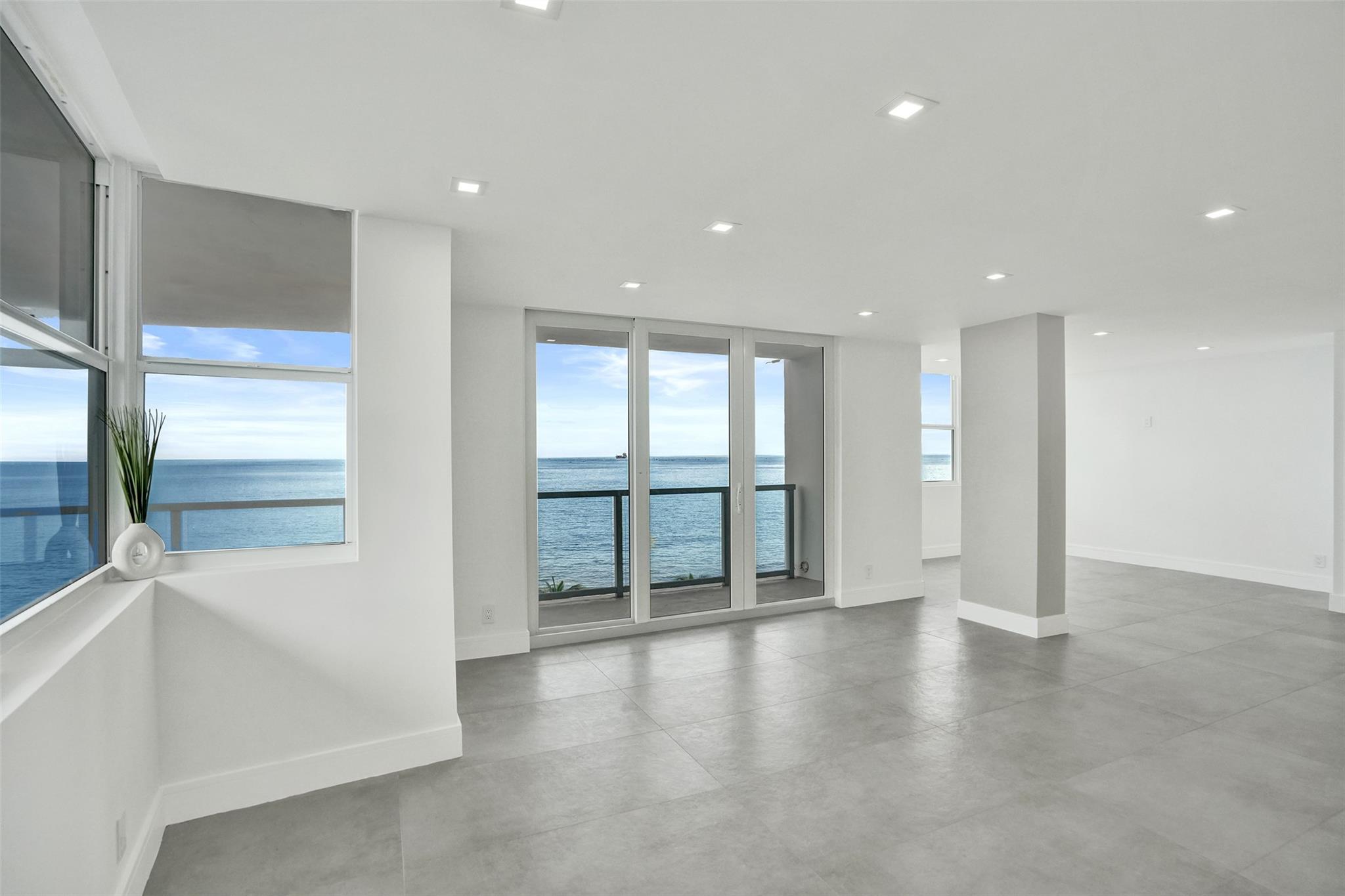 Seasons Condo - Residential