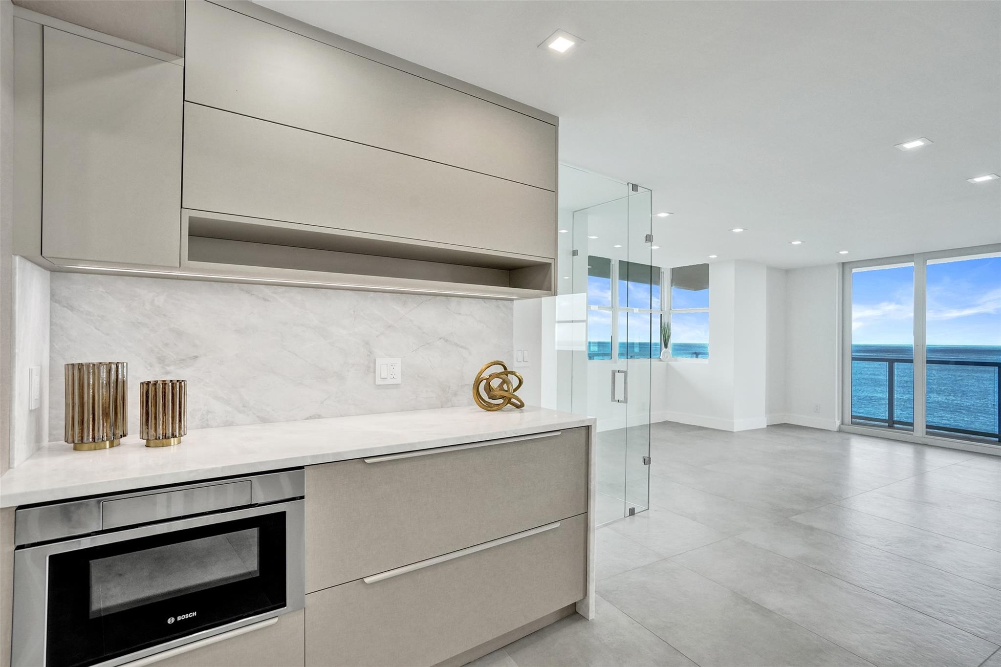 Seasons Condo - Residential