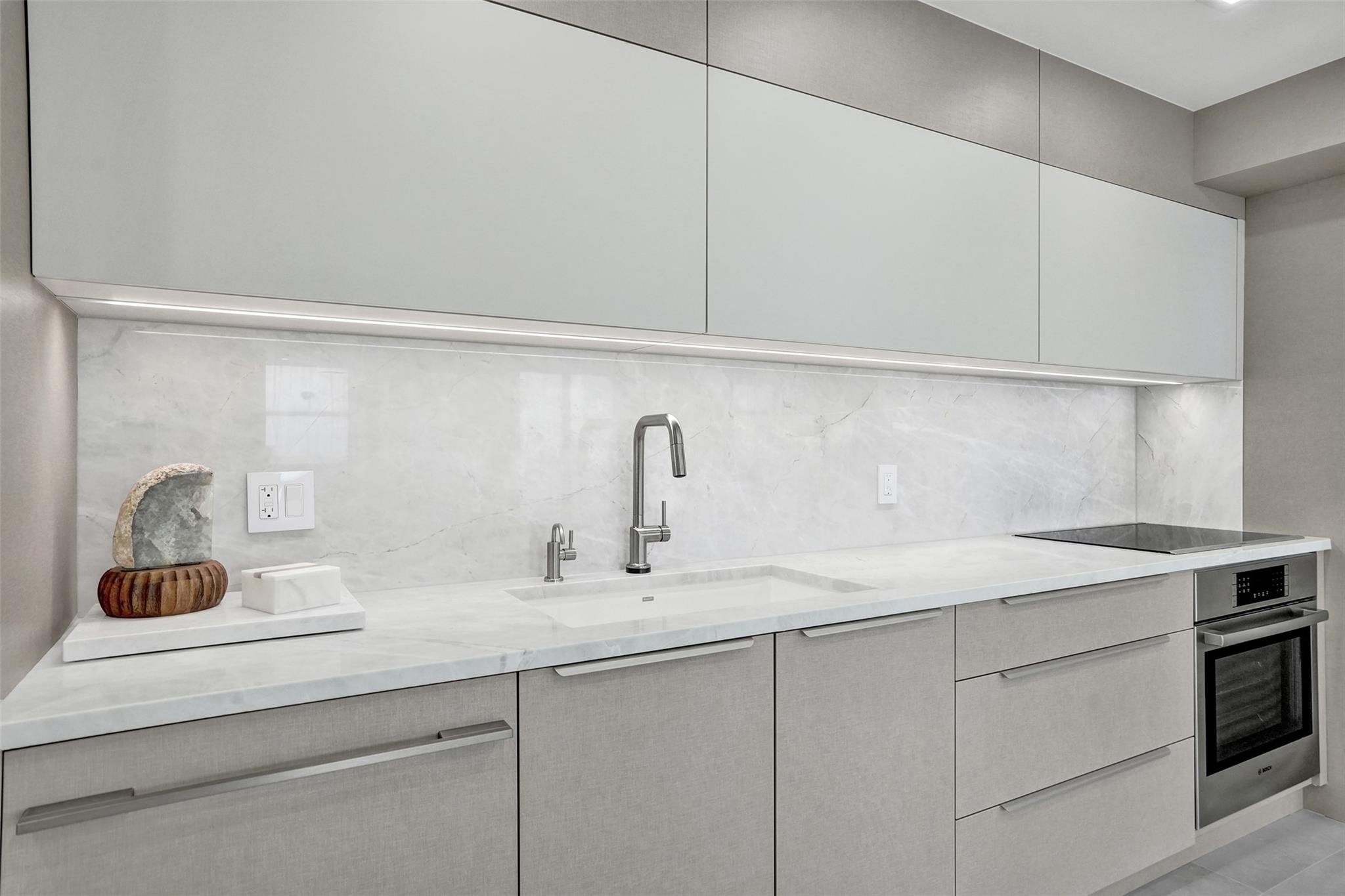 Seasons Condo - Residential