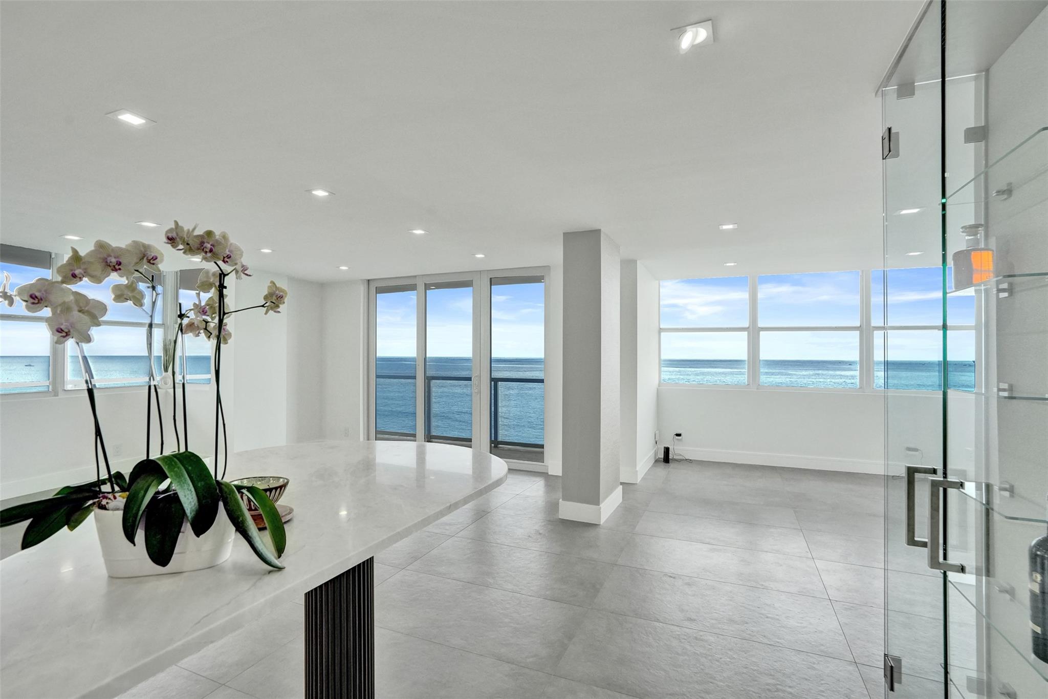 View photos, virtual tours, details... 209 N Fort Lauderdale Beach Blvd 6B